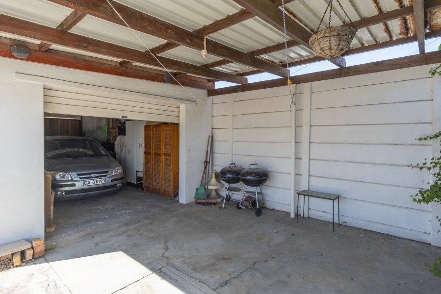 3 Bedroom Property for Sale in Heathfield Western Cape